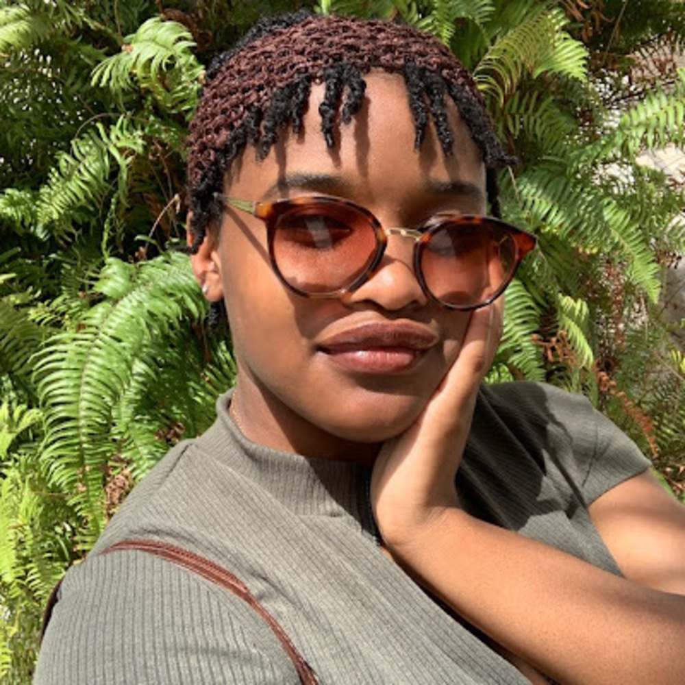 Meet your Posher, Sarai